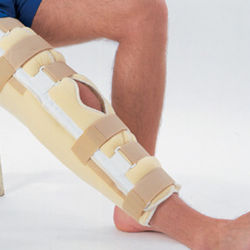 Для чего нужен тутор коленного сустава?