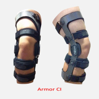 Ортез колінного суглоба Donjoy Armor Action CI 11-1029/11-1030 (США)