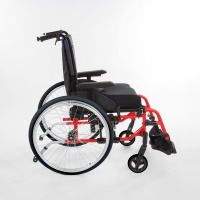 Середньоактивне колісне крісло Invacare Action 4 NG HD (Франція)
