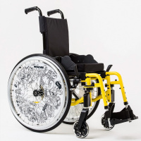 Облегченная инвалидная коляска Invacare Action 3 NG Junior