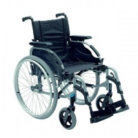 Полегшена інвалідна коляска Invacare Action 2 NG 38 см чорна