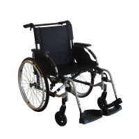 Середньоактивне крісло колісне Invacare Action 2 NG (Франція)
