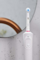Электрическая зубная щетка ORAL-B (BRAUN) Vitality SENSI Sensitive Clean/D100 White