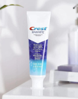 Зубна паста Crest 3D White Arctic Fresh Відбілююча 107 g
