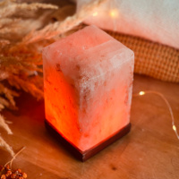 Соляний світильник Saltlamp 'Прямокутник' (3 кг)
