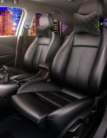 Автомобильный подголовник Elite Decor AMF 003-1 из экокожи черный 30x22x10 см