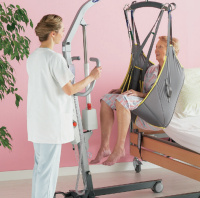 Електричний підйомний пристрій Invacare Birdie EVO Compact (Португалія)